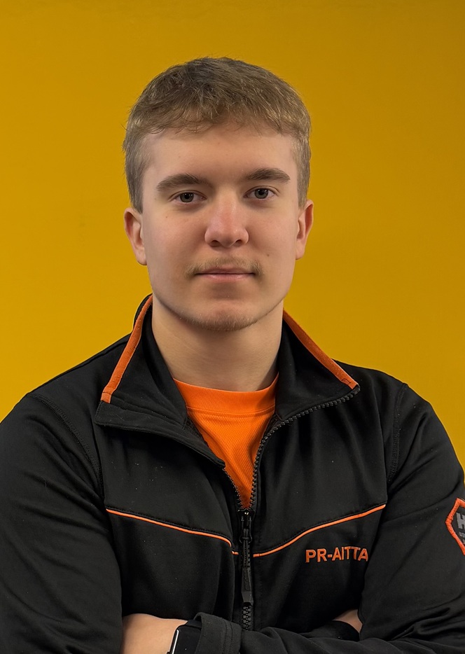 Mikke Tuhkanen Yhteystiedot